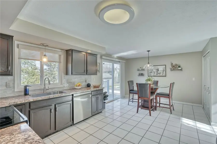 127 Twin Oak Drive, Rochester, NY 14606 - #3