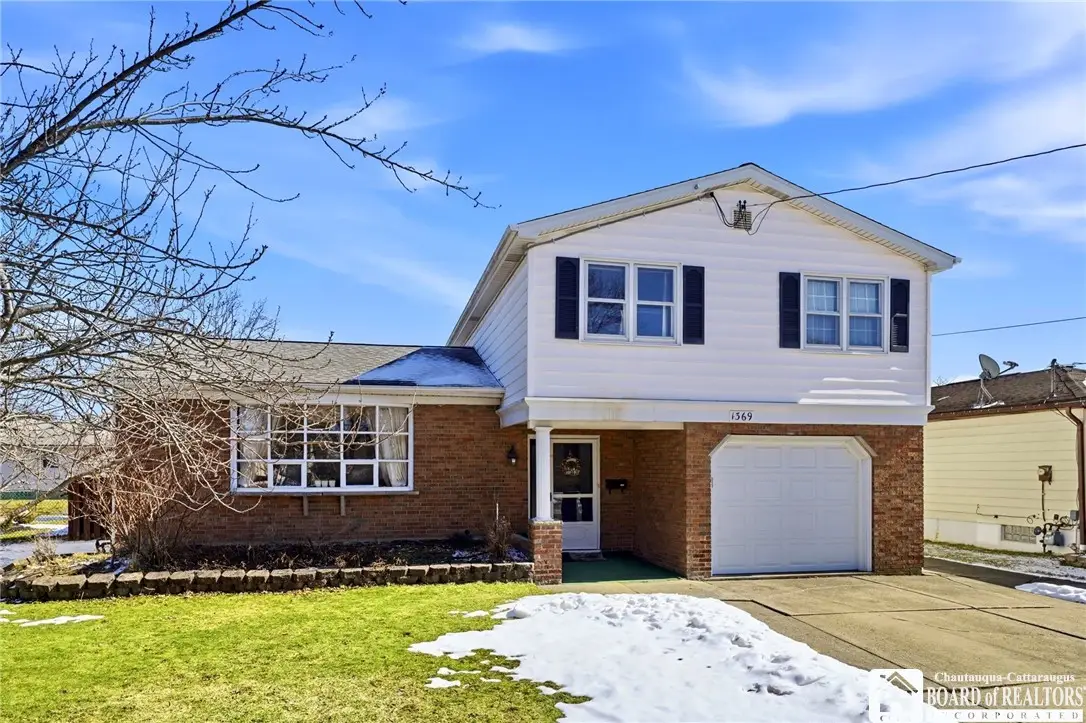 1369 99th Street, Niagara Falls, NY 14304 - #1