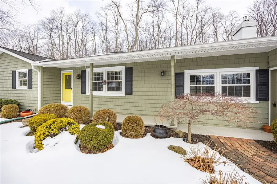 212 Creekwood Drive, Greece, NY 14626 - #3