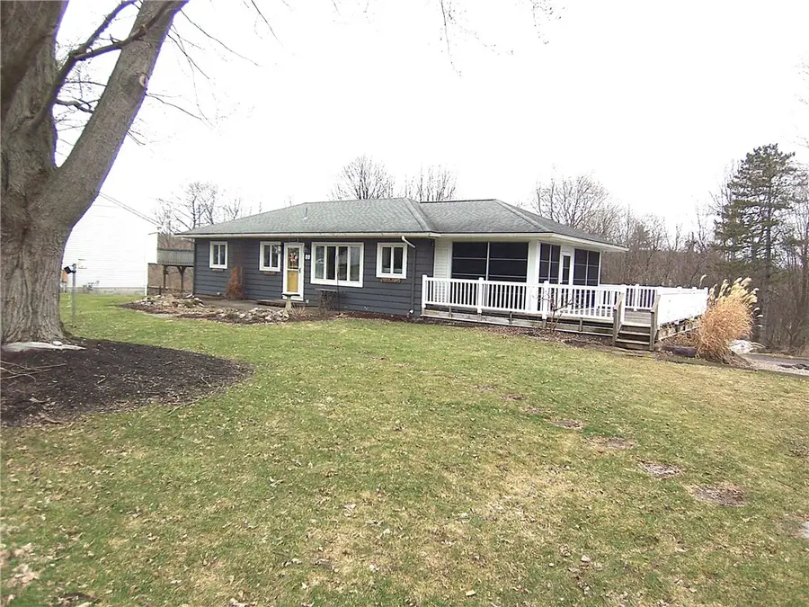 42 Crest Ave, Macedon, NY 14502 - #2