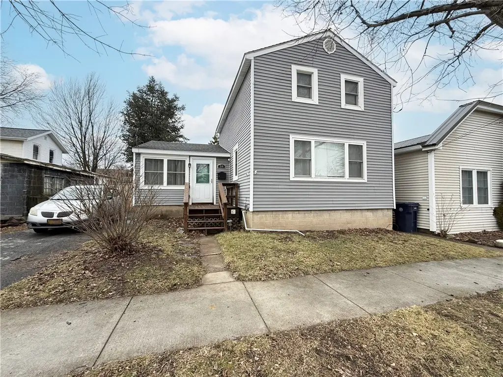 16 White Street, Seneca Falls, NY 13148 - #1
