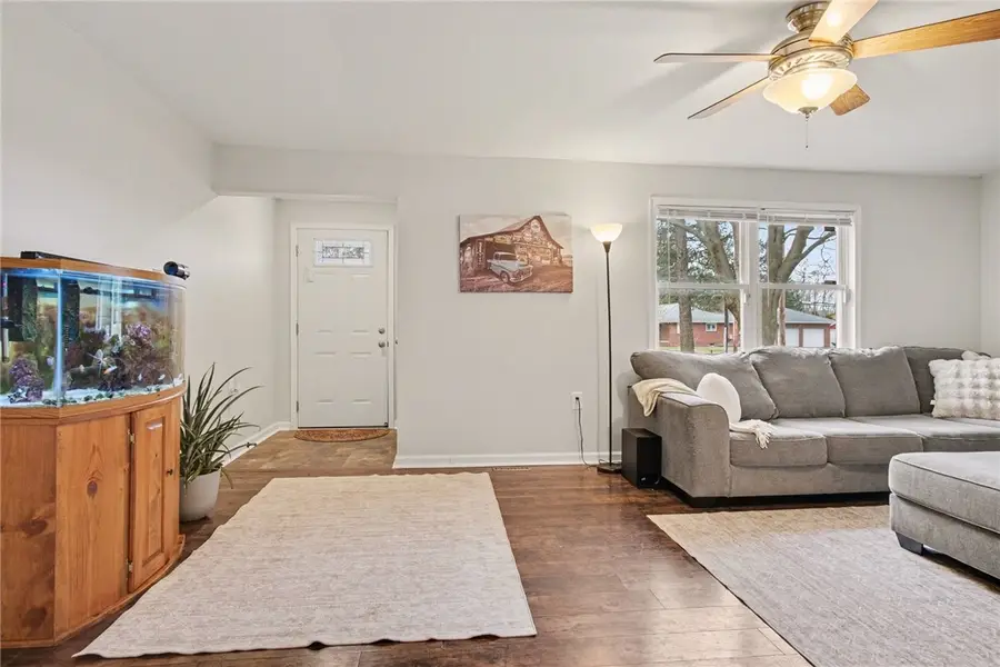 816 Klem Rd, Webster, NY 14580 - #2