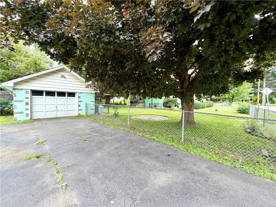 1527 Maple Avenue, Elmira, NY 14904 - #2