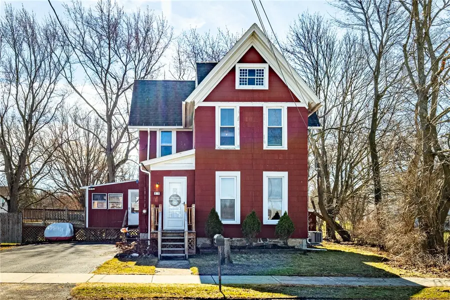 11 Hunter Street, Bergen, NY 14416 - #2