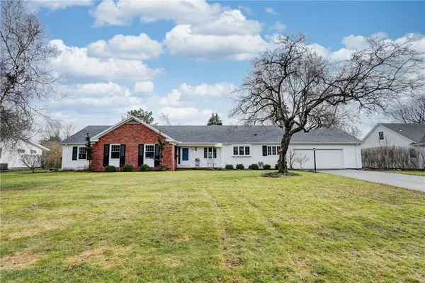 219 Danbury Circle S, Rochester, NY 14618