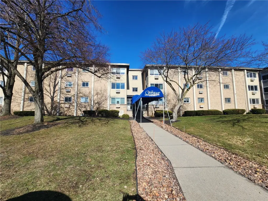 910 Westage At The, Rochester, NY 14617 - #1