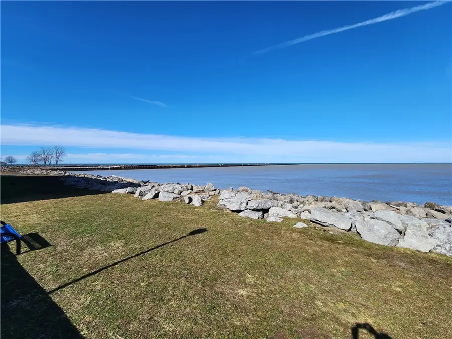 910 Westage At The, Rochester, NY 14617 - #2