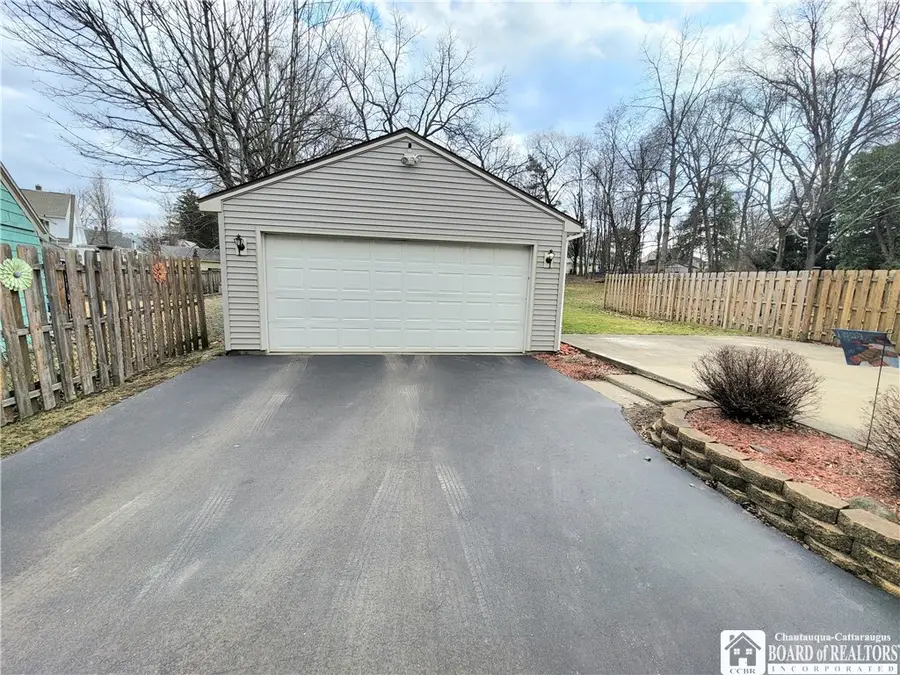 313 Baker Street, Jamestown, NY 14701 - #2