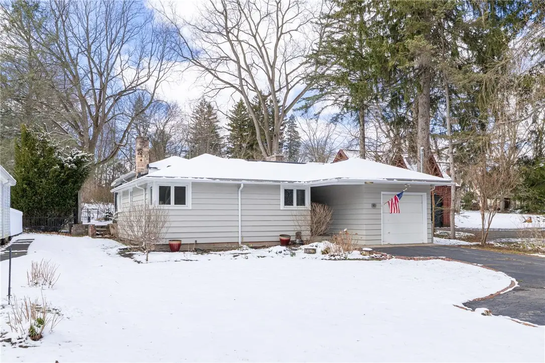 437 Landing Road N, Rochester, NY 14625 - #1