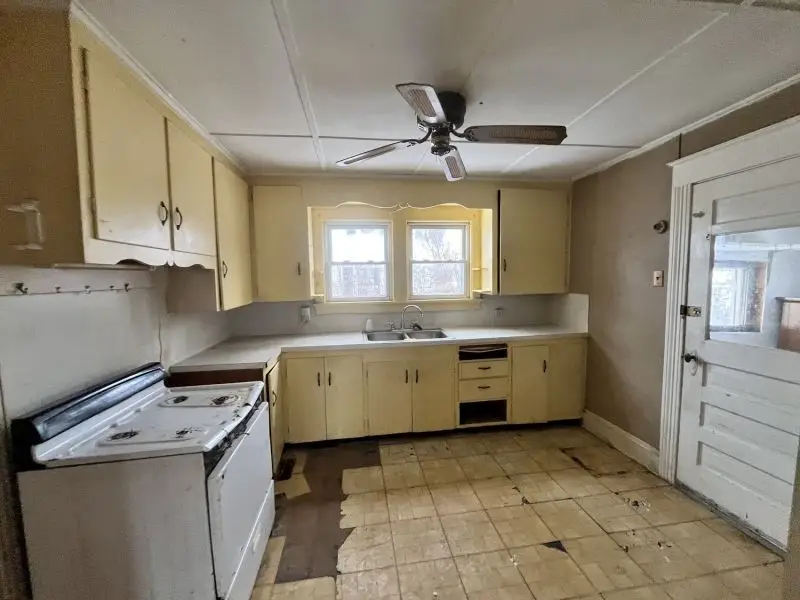 112 W Main Street, Shortsville, NY 14548 - #3