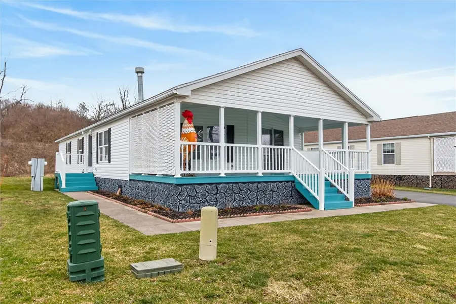 4272 Canalside Dr, Palmyra, NY 14522 - #3