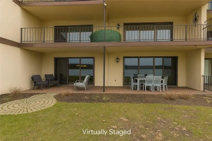 206 Bay Village Drive, Rochester, NY 14609 - #1