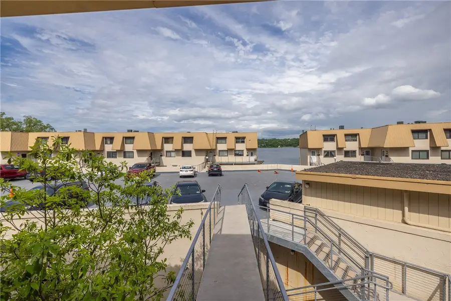 206 Bay Village Drive, Rochester, NY 14609 - #2