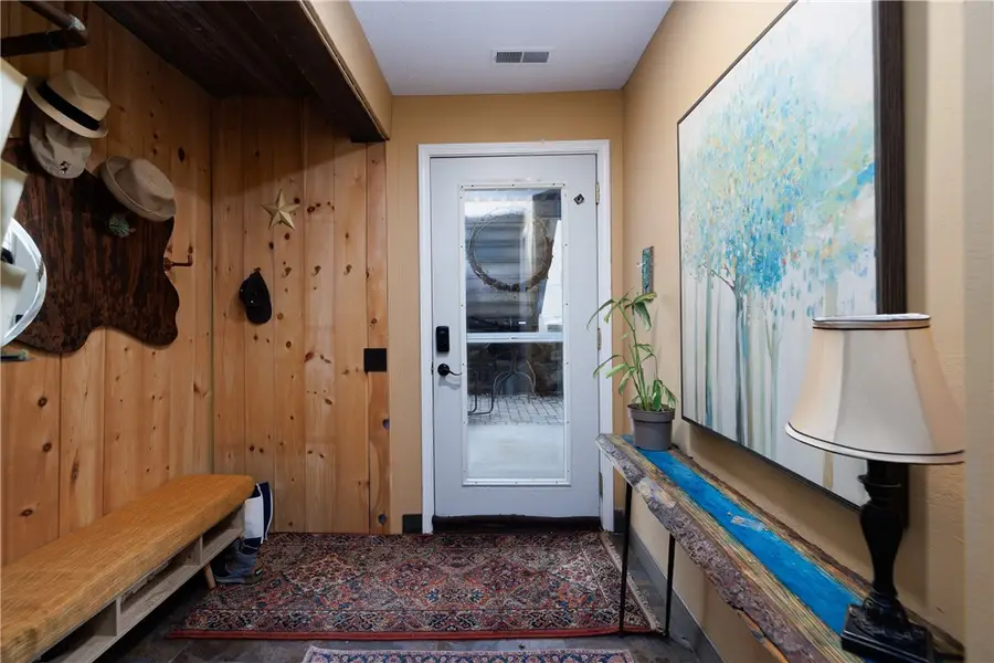 206 Bay Village Drive, Rochester, NY 14609 - #3