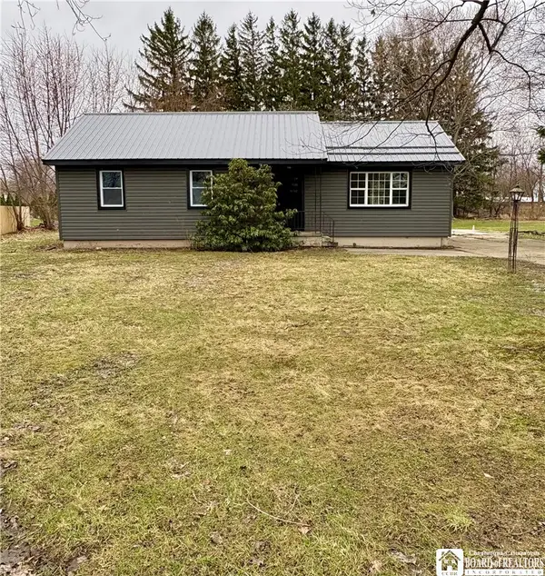 32 Chautauqua Street, Fredonia, NY 14063