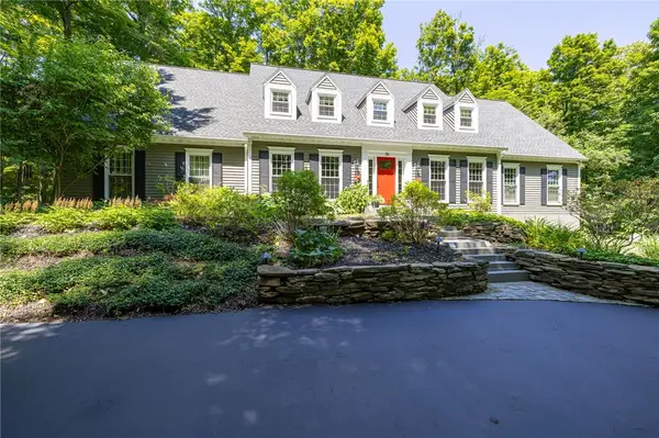 76 Van Voorhis Road, Pittsford, NY 14534