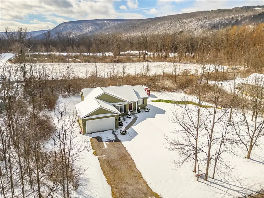 8505 Laura Lane, Honeoye, NY 14471 - #2