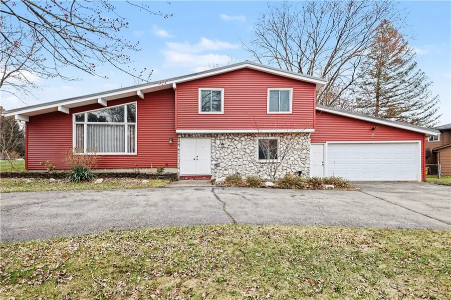 7 Wood Acre Drive, Pittsford, NY 14534 - #2