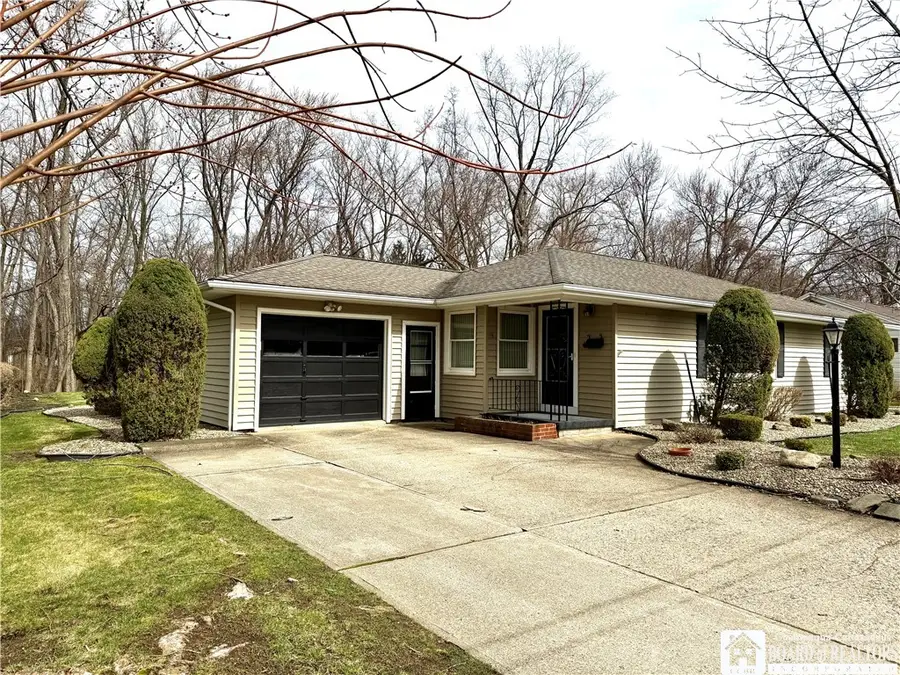 19 Lowell Place, Fredonia, NY 14063 - #2