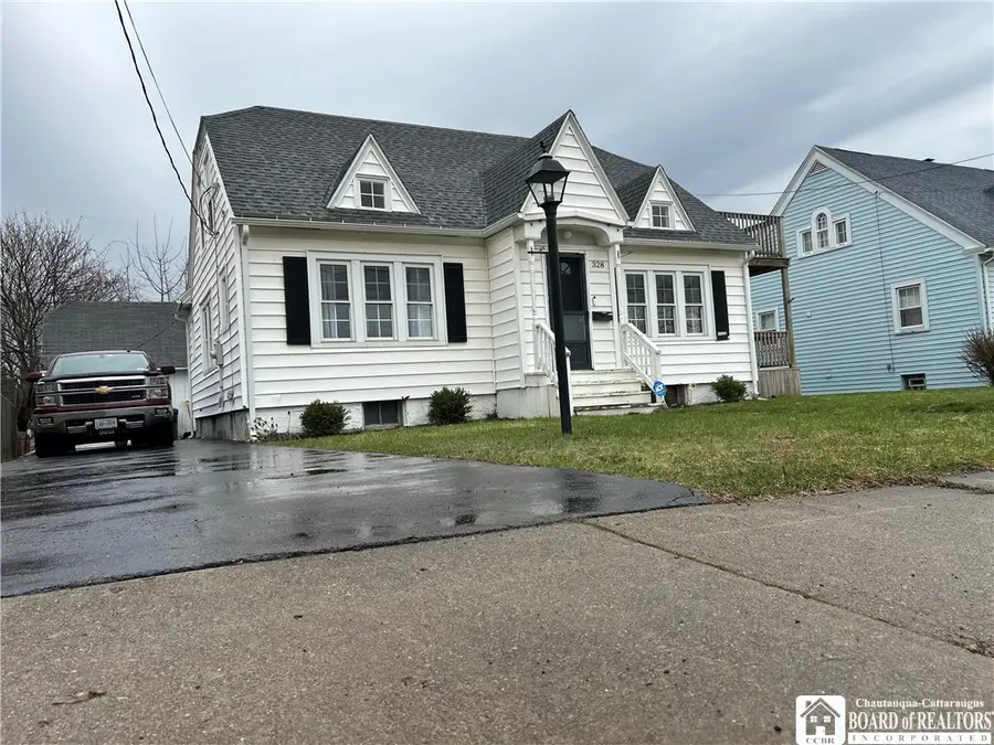 328 Hall Avenue, Jamestown, NY 14701 - #2