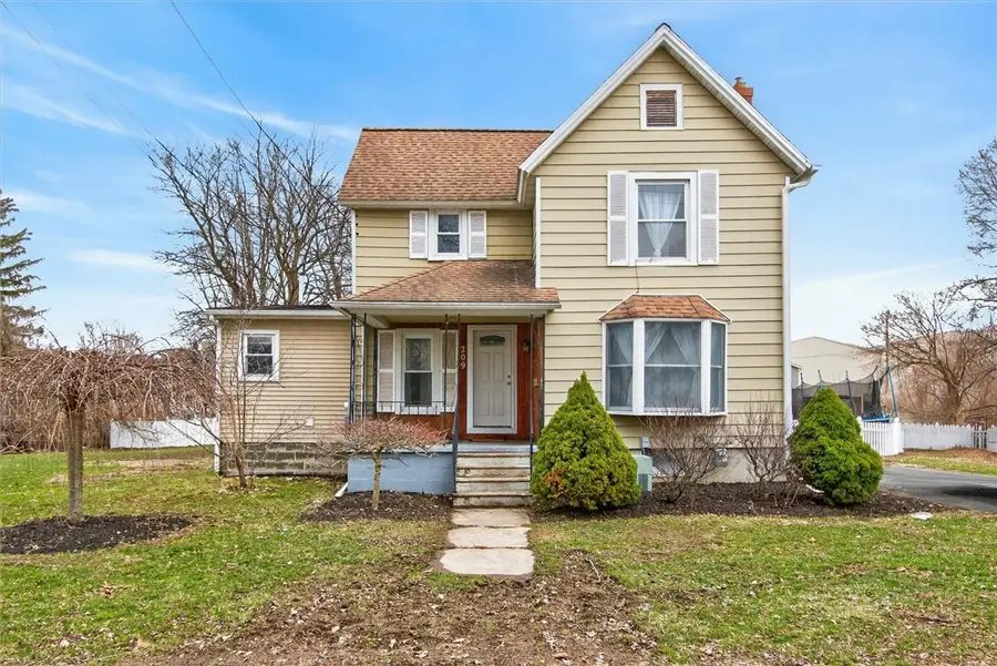 209 Cooper St, Newark, NY 14513 - #2