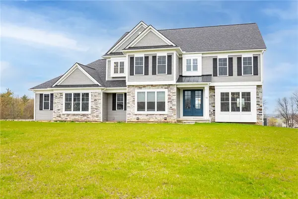 76 Coventry Ridge, Pittsford, NY 14534