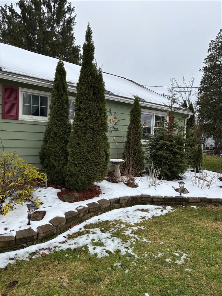 24 E Camp Street, Auburn, NY 13021 - #1