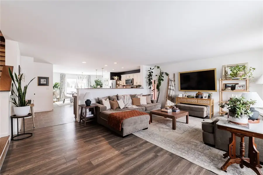 16 Parkglen Drive, Henrietta, NY 14467 - #2