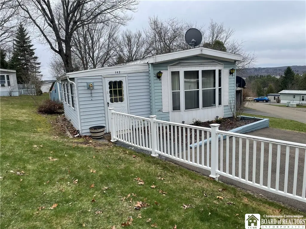 142 Greenhurst Village, Jamestown, NY 14701 - #1