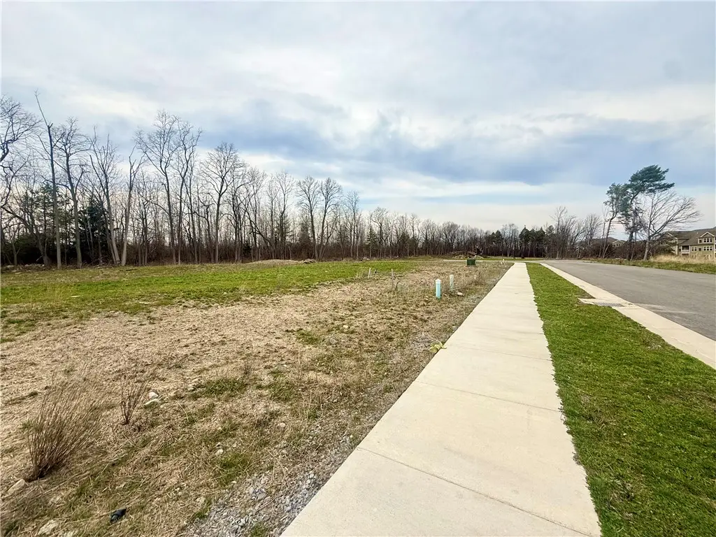 2014 Mae's Landing, Canandaigua, NY 14424 - #1