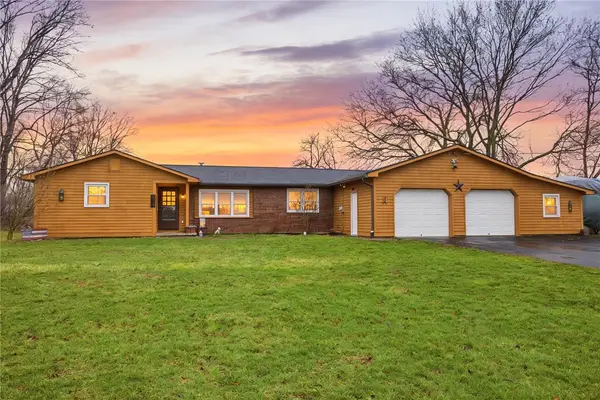 8549 North Road, Le Roy, NY 14482