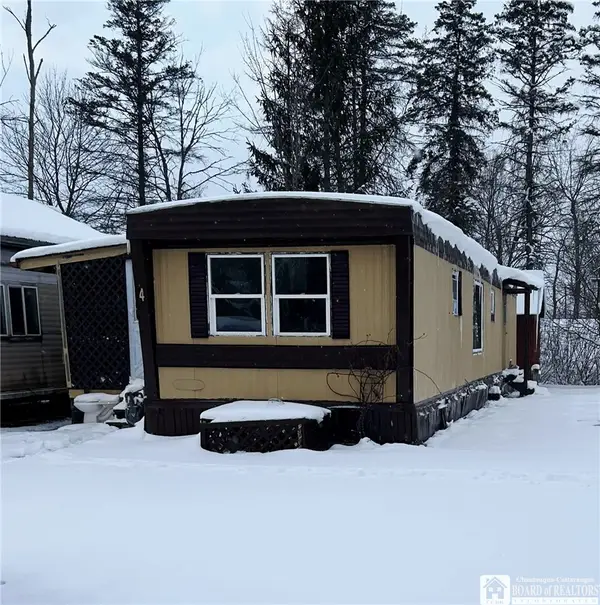 4 Muto Street, Lakewood, NY 14750