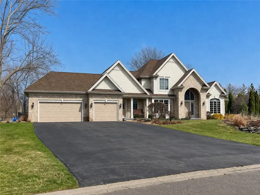 5 Blue Pine Circle, Penfield, NY 14526 - #2