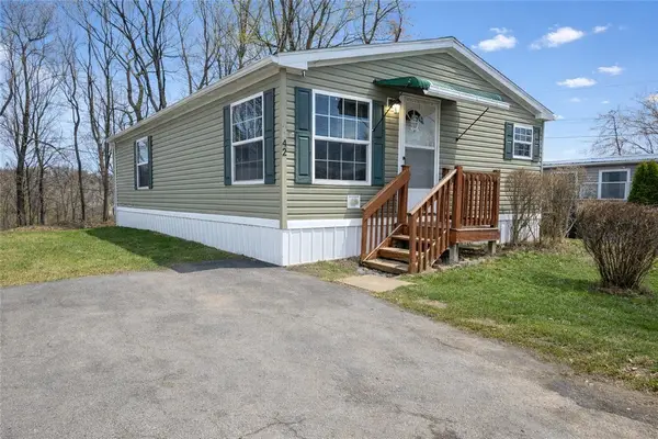 42 Sebastian Drive, Rochester, NY 14625