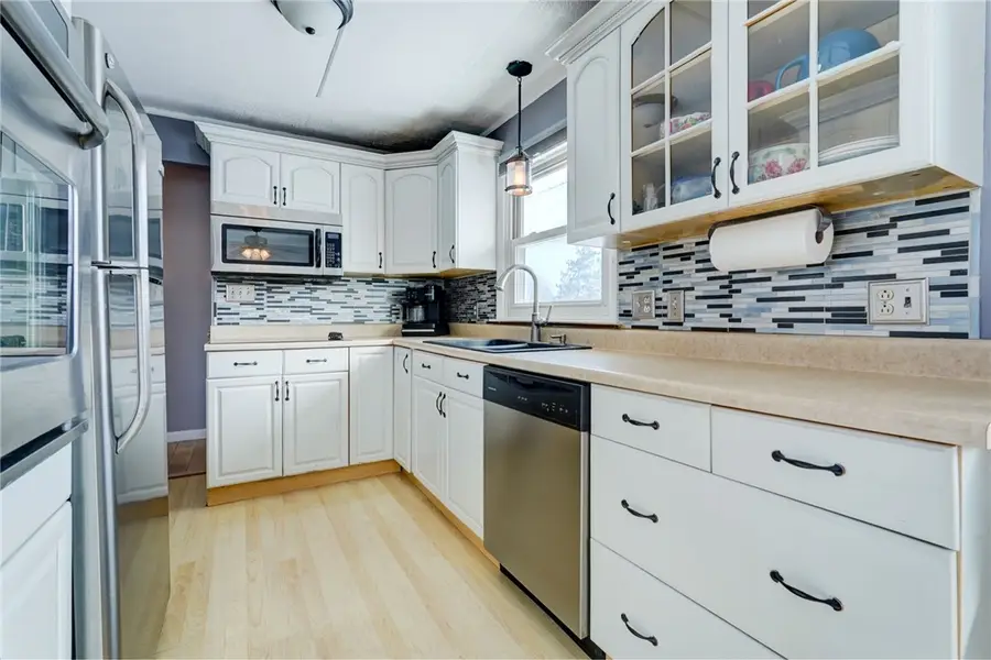 2033 County Road 8, Canandaigua, NY 14424 - #2