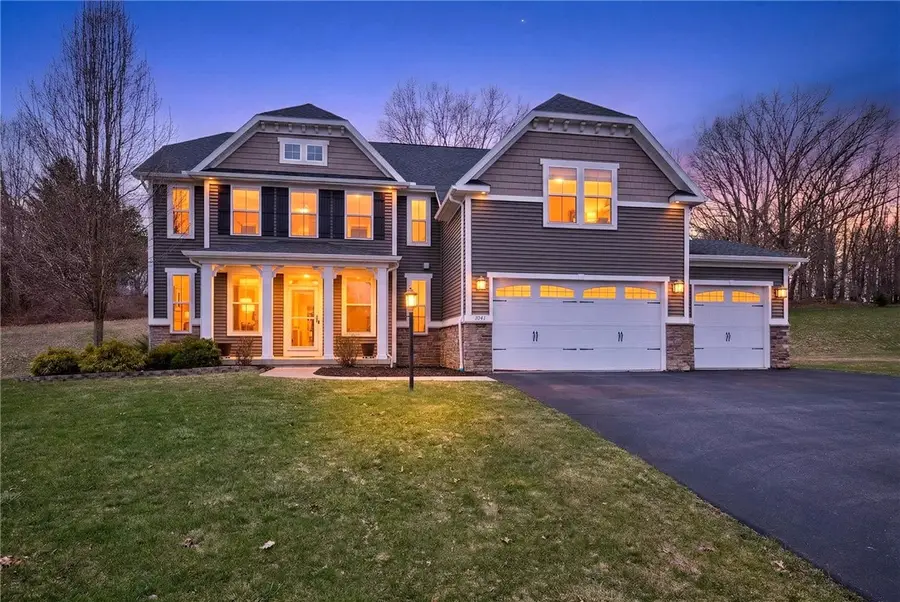 1041 Warters Cv, Victor, NY 14564 - #2