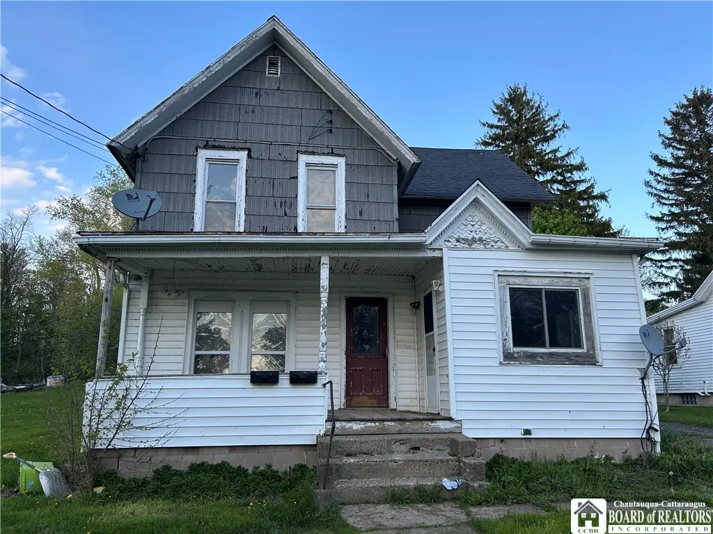 23 Oak Street, Silver Creek, NY 14136 - #1