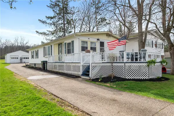 4753 E Lake Road, Livonia, NY 14487