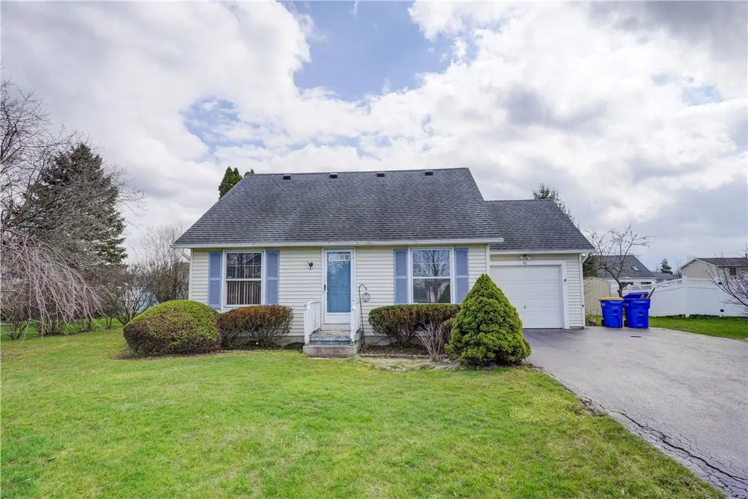 42 Woodstock Lane, Brockport, NY 14420 - #1