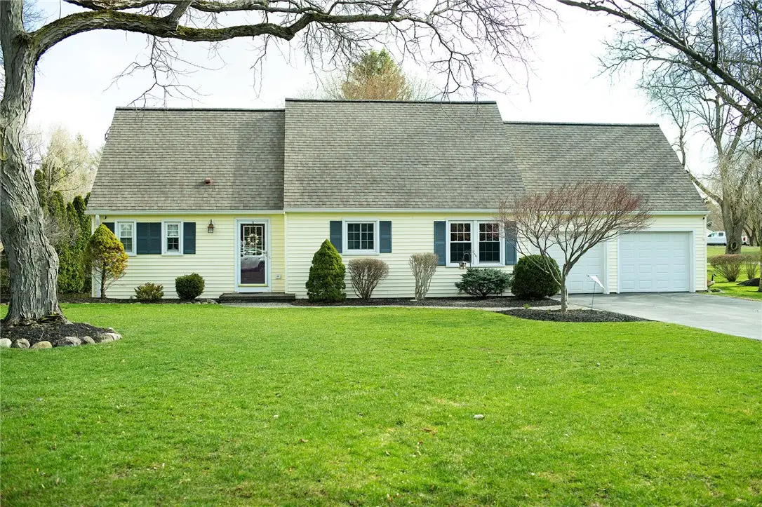 2 Preston Circle, Pittsford, NY 14534 - #1