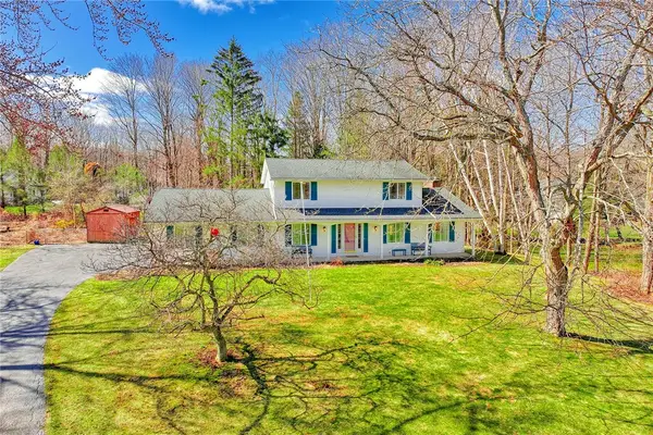 1557 Greensboro Drive, Webster, NY 14580