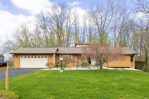 34 Freshfield Rise, Fairport, NY 14450