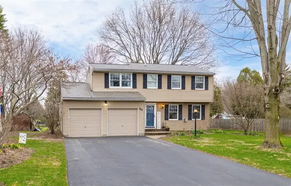 888 Copperkettle Road, Webster, NY 14580