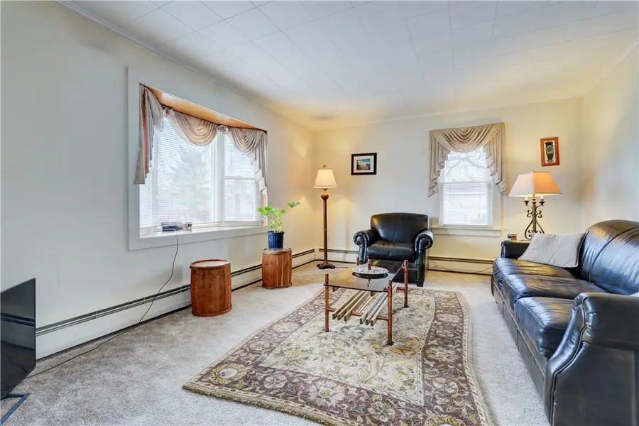 27 Richmond Avenue, Bergen, NY 14416 - #3