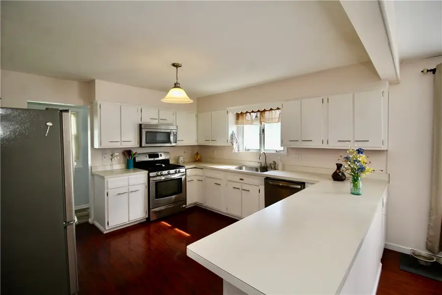 1445 Mertensia Road, Farmington, NY 14425 - #2