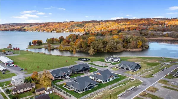 207 Charles Herrmann Way #207, Penn Yan, NY 14527