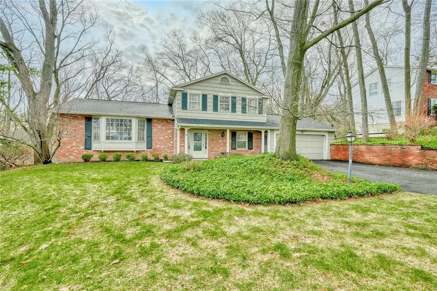 18 Mountain Rise Rise, Fairport, NY 14450 - #2