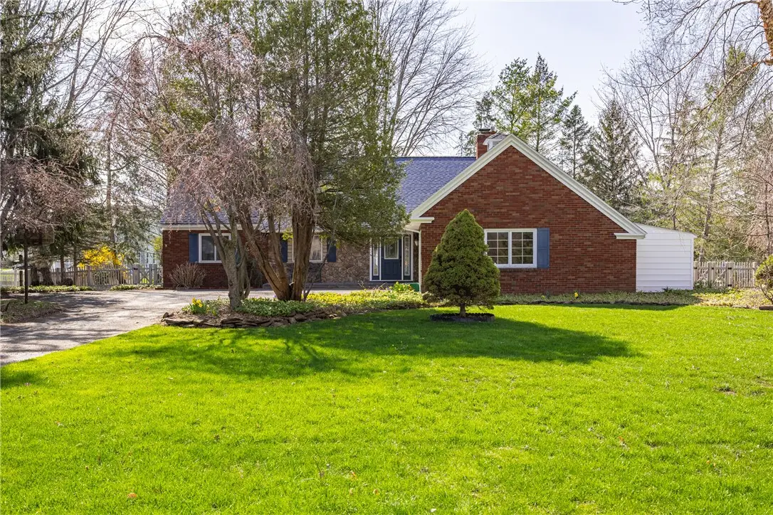 399 Salt Rd, Webster, NY 14580 - #1