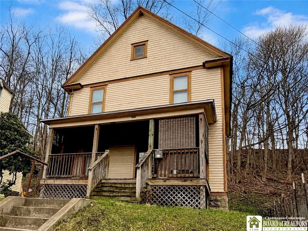 217 Steele Street, Jamestown, NY 14701 - #1