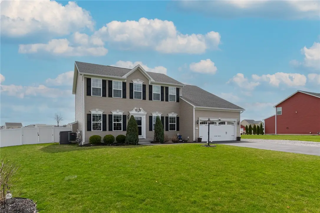 1609 Clovertrail Drive, Farmington, NY 14425 - #1